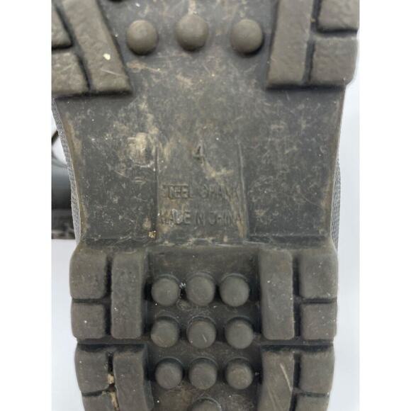 Magellan Camo Hunting Duck Boots Youth Size 4 Realtree Fishing Rain Mud Rubber - Picture 10 of 12